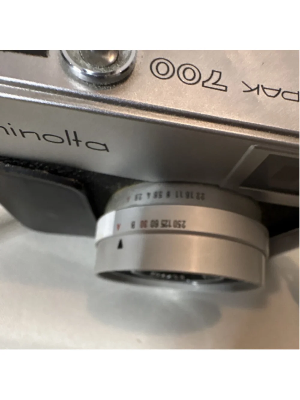 Minolta Autopak 700 Rangefinder Camera Rokkor 38mm f/2.8 Lens with Case